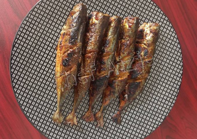 Resep Ikan Bakar Kembungpeda Oleh Chef Rumahan Aizie Cookpad 