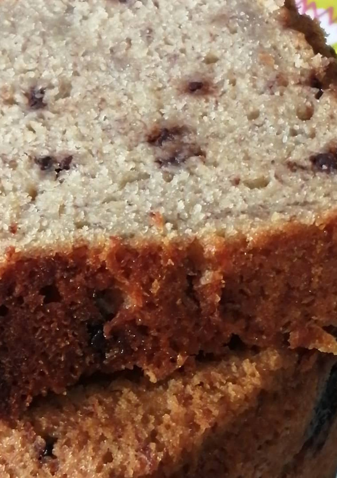 Una foto de Bizcochuelo de banana con chips de chocolate de 18 cm