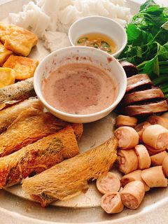 Hình của món Bún đậu mắm tôm.