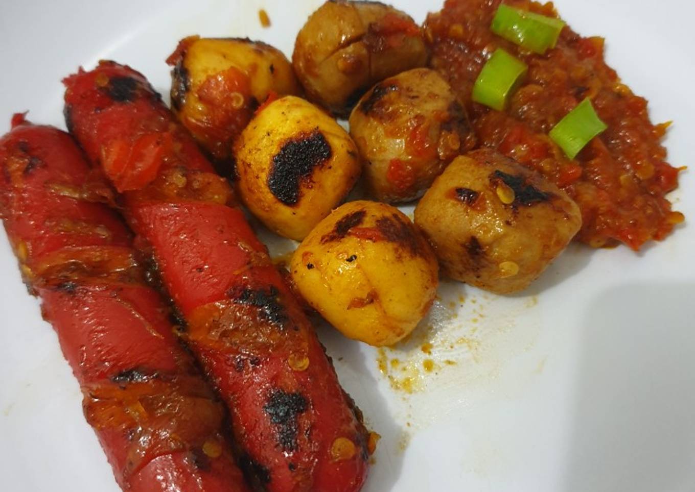 Sosis pedas panggang teflon