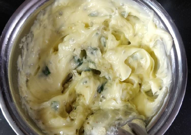 Easiest Way to Make Homemade Garlic Butter