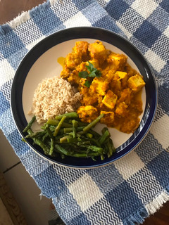 Una foto de Tofu al curry