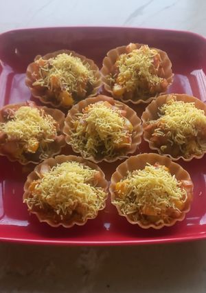 A picture of Schezwan Canapes.