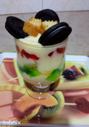 A picture of Orea vanilla custard.