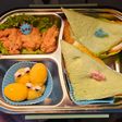 Bekal Anak-Roti Telur Ceplok, Ayam krispi, Puding Mangga Susu