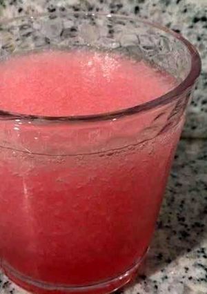 A picture of Grandma O's Frozen Pink Lemonade Daiquiri.