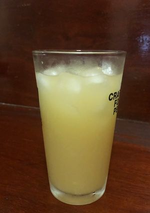 รูปของ Pineapple whiskey lemonade