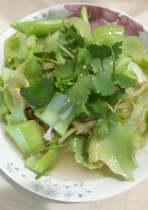 年菜之一心薑絲炒(￣∇￣) 的食譜成品照片