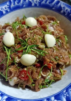 รูปของ ยำกุ้งจ่อมสมุนไพร