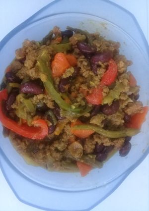 A picture of Mince with red kidney beans.