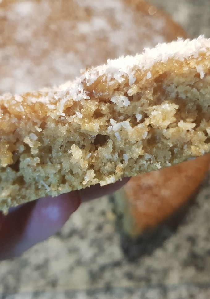 Una foto de Torta de coco con harina Integral sin huevos!