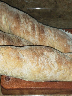 Una foto de Pan Baguette casero 🥖