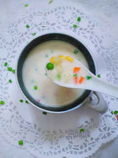 A picture of Creamy Vegetable Soup(Microwave recipe).