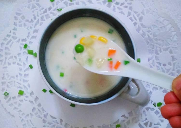 Recipe: Delicious Creamy Vegetable Soup(Microwave recipe)