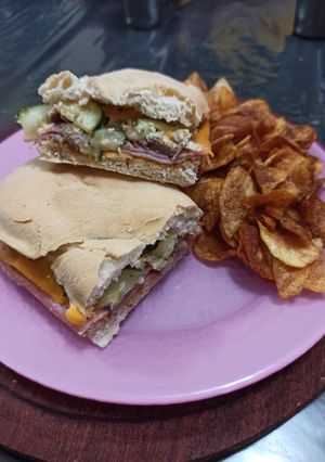 Una foto de Sándwich Cubano