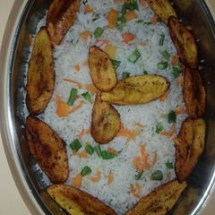 A picture of White rice n veg.