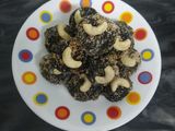 तिल और अंजीर के लड्डू (til aur anjeer ke ladoo recipe in Hindi)