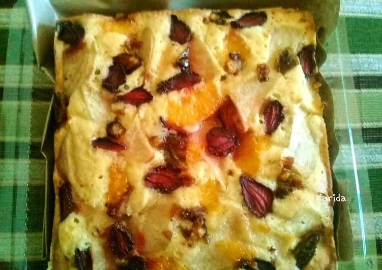 Fruit Pastry Cake (ala Moona's Kitchen)