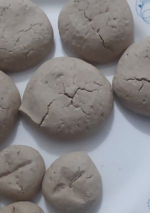 Una foto de Galletas de Maizena de chocolate (fécula de maíz) fácil y rápidas