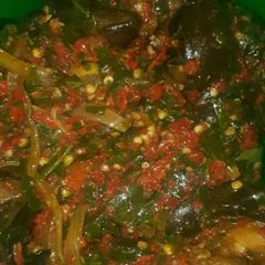 A picture of Peppered snail.