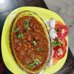 A picture of Rajma curry.