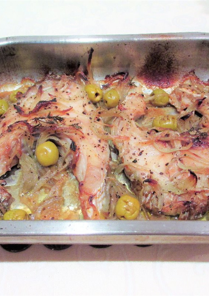 Una foto de Rodajas de salmonete encebolladas al horno