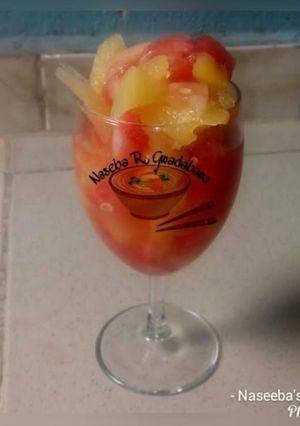 A picture of Fruit Salad.
