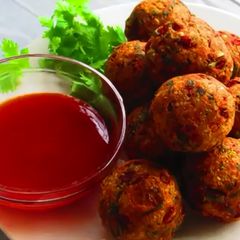 A picture of Crispy rice balls.