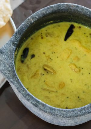 A picture of MAMBHAZHA PULISERY / MANGO CURRY.