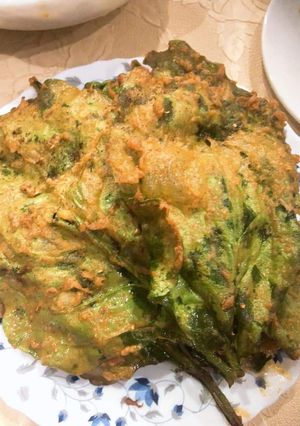 A picture of Fried spinach.