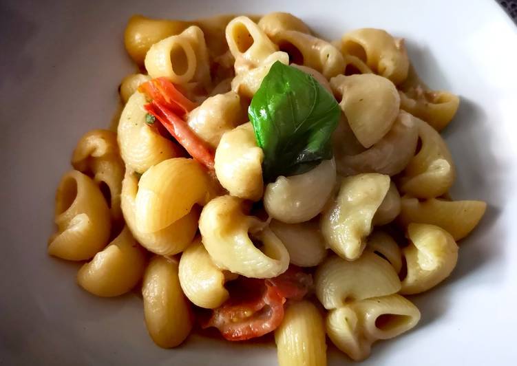 Simple Way to Prepare Quick Conchiglie melanzane, tonno e pomodorini