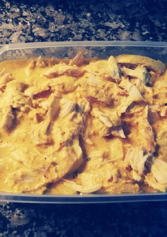 Una foto de Pulled chiken tandoori masala