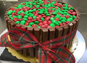 Una foto de La torta de chocolate más fácil para navidad