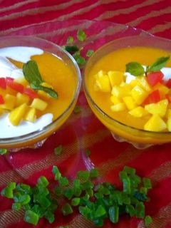 मैंगो ड्रीम मूज़ (Mango Dream Mousse Recipe in Hindi) रेसिपी मुख्य फोटो