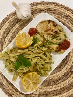 Une photo de POULET ET SES TAGLIATELLES EN PERSILLADE ✨