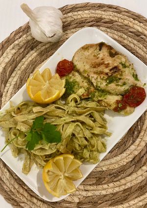 Une photo de POULET ET SES TAGLIATELLES EN PERSILLADE ✨