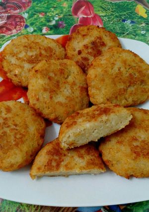 Fokhagymás-sajtos kenyérfasírt 🍞 recept fotója