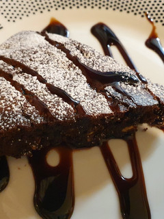 Φωτογραφία της συνταγής Brownies με φουντούκια και σοκολάτα lacta...❣