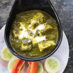 A picture of Palak paneer.