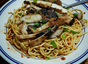 A picture of Spicy Garlic Noodle and Grilled Chicken.