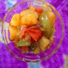 A picture of Potato and capsicum veg.