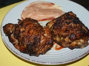 A picture of grilled chicken thighs