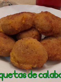 Una foto de Croquetas de calabaza*
