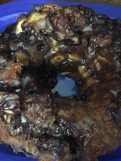 A picture of Blueberry lemon monkey bread.