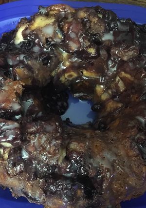 A picture of Blueberry lemon monkey bread.