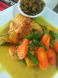 Foto resep Kari ayam dan sayuran