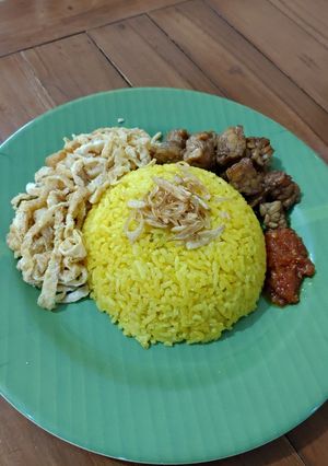 Foto resep Nasi Kuning Race Cooker