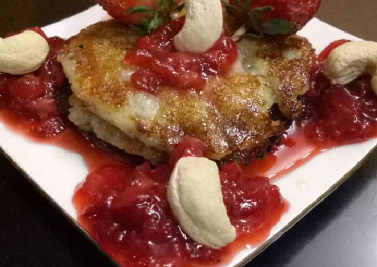 Bread malpua with strawberry sauce