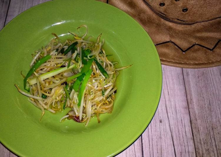 Resep: Makan di DimeTumis Tauge Seafood