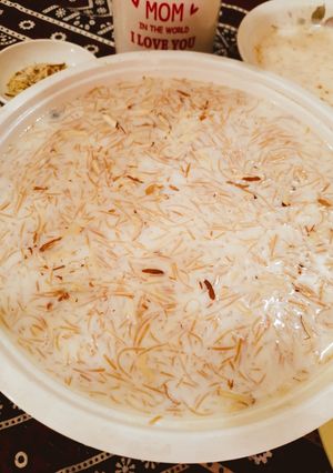 A picture of Sheer Khurma.